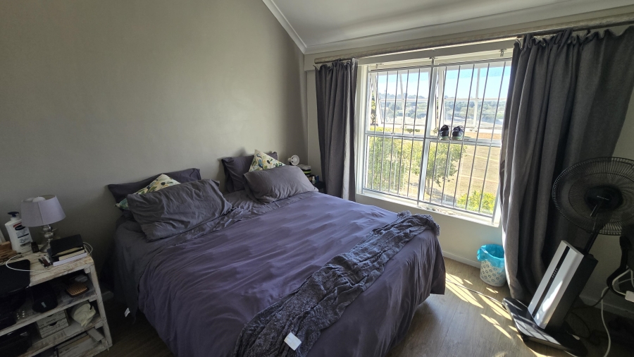 To Let 2 Bedroom Property for Rent in Aurora Western Cape